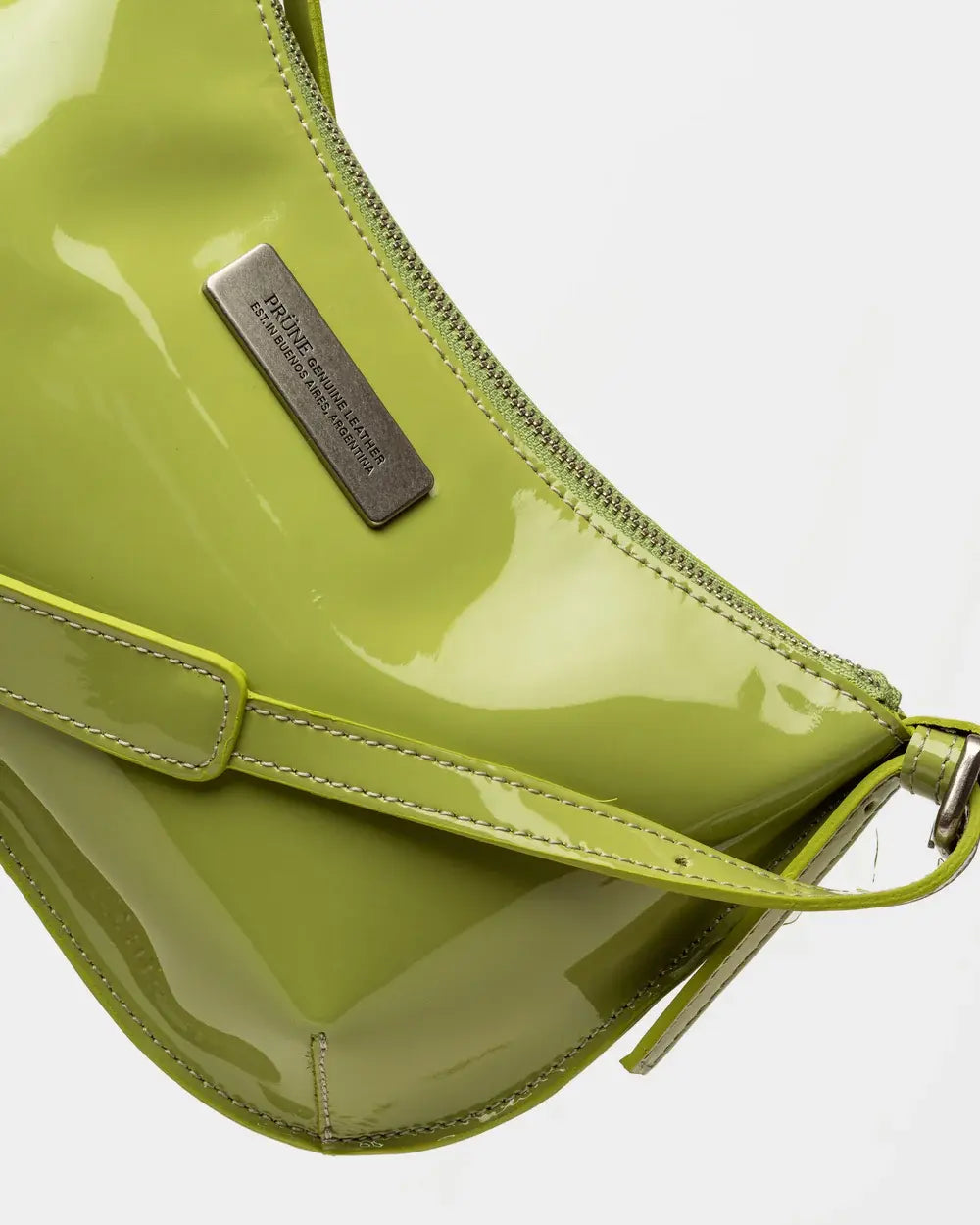 CARTERA AL HOMBRO MIA EN CUERO GRANEADO