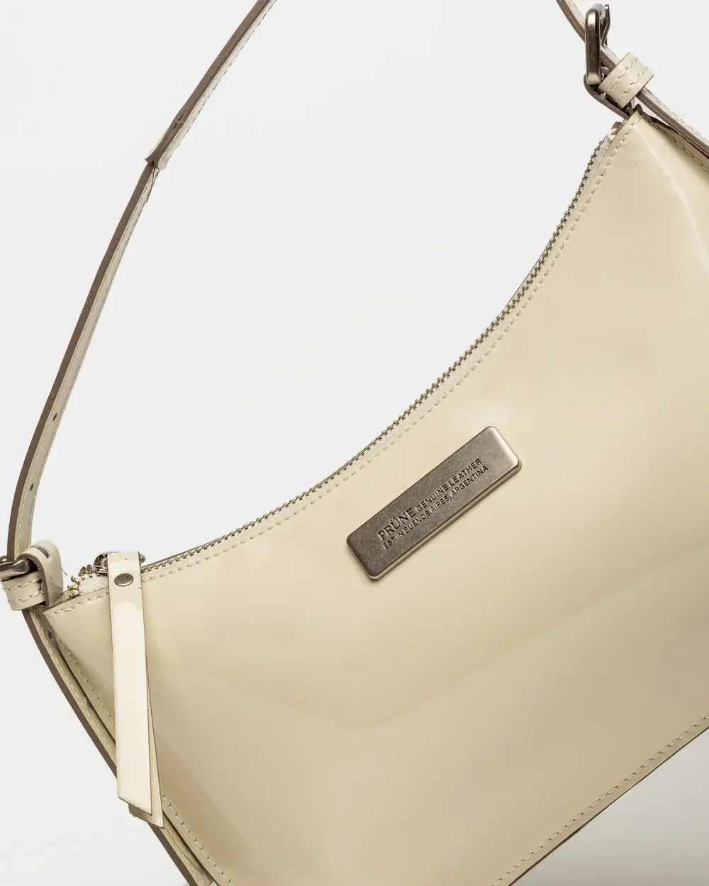 CARTERA AL HOMBRO MIA EN CUERO GRANEADO