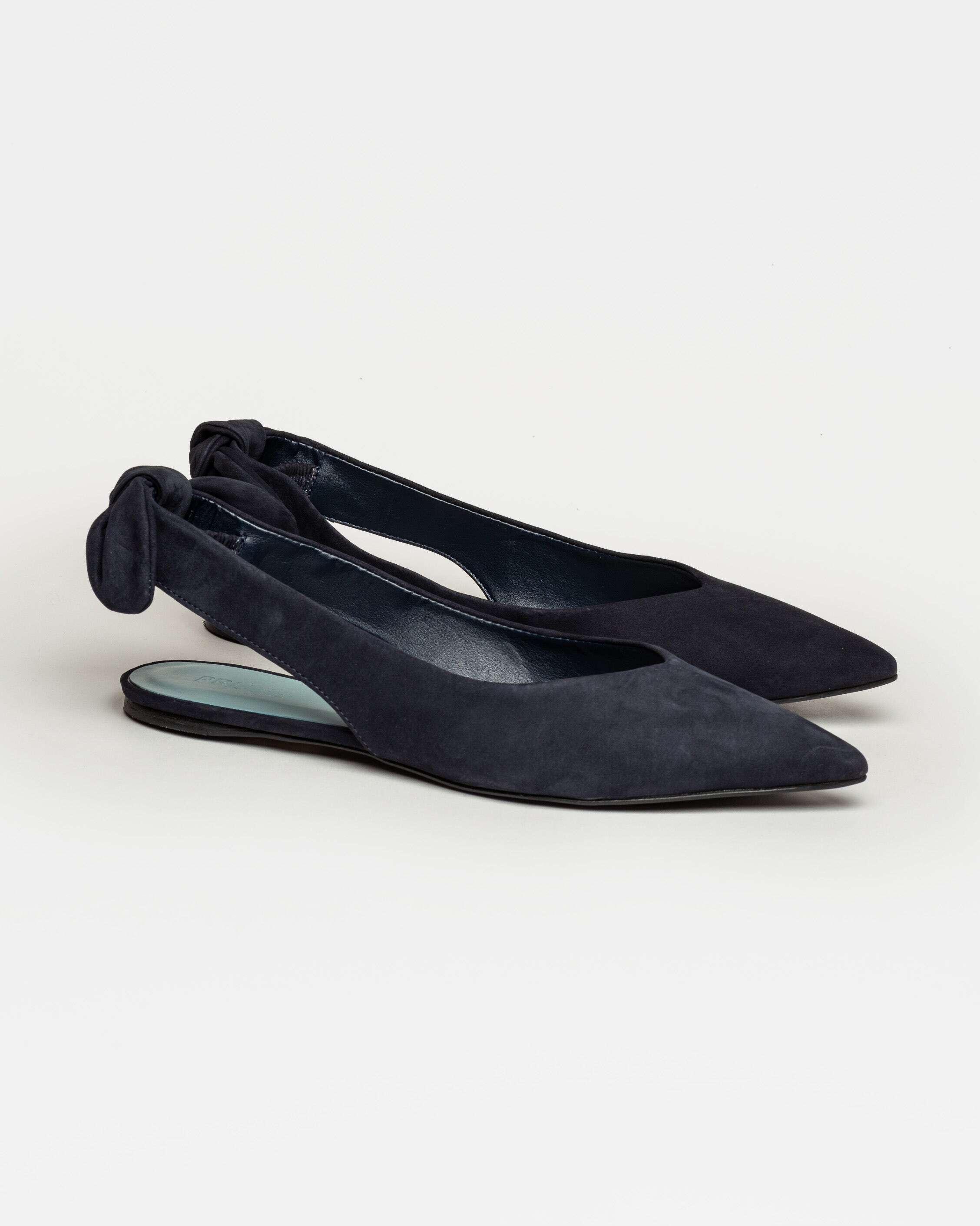 MULE CLAIRE EN CUERO NOBUK